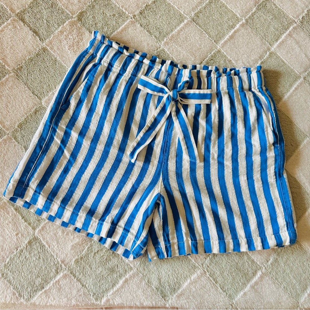 🌸J. Crew High Waist Blue and White Striped Shorts